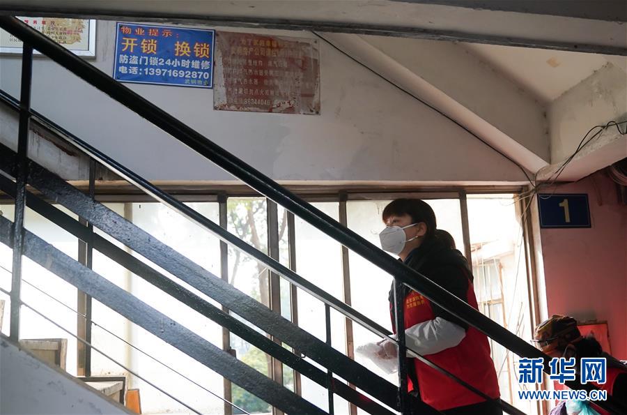 （新华全媒头条）（4）非常“10+1”——武汉春节假期延长第一天扫描